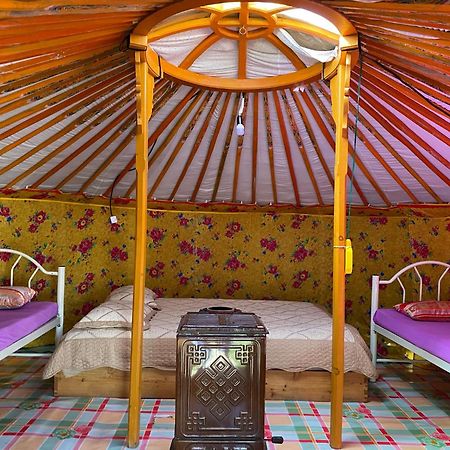 Gaya'S Guest House Harhorin المظهر الخارجي الصورة