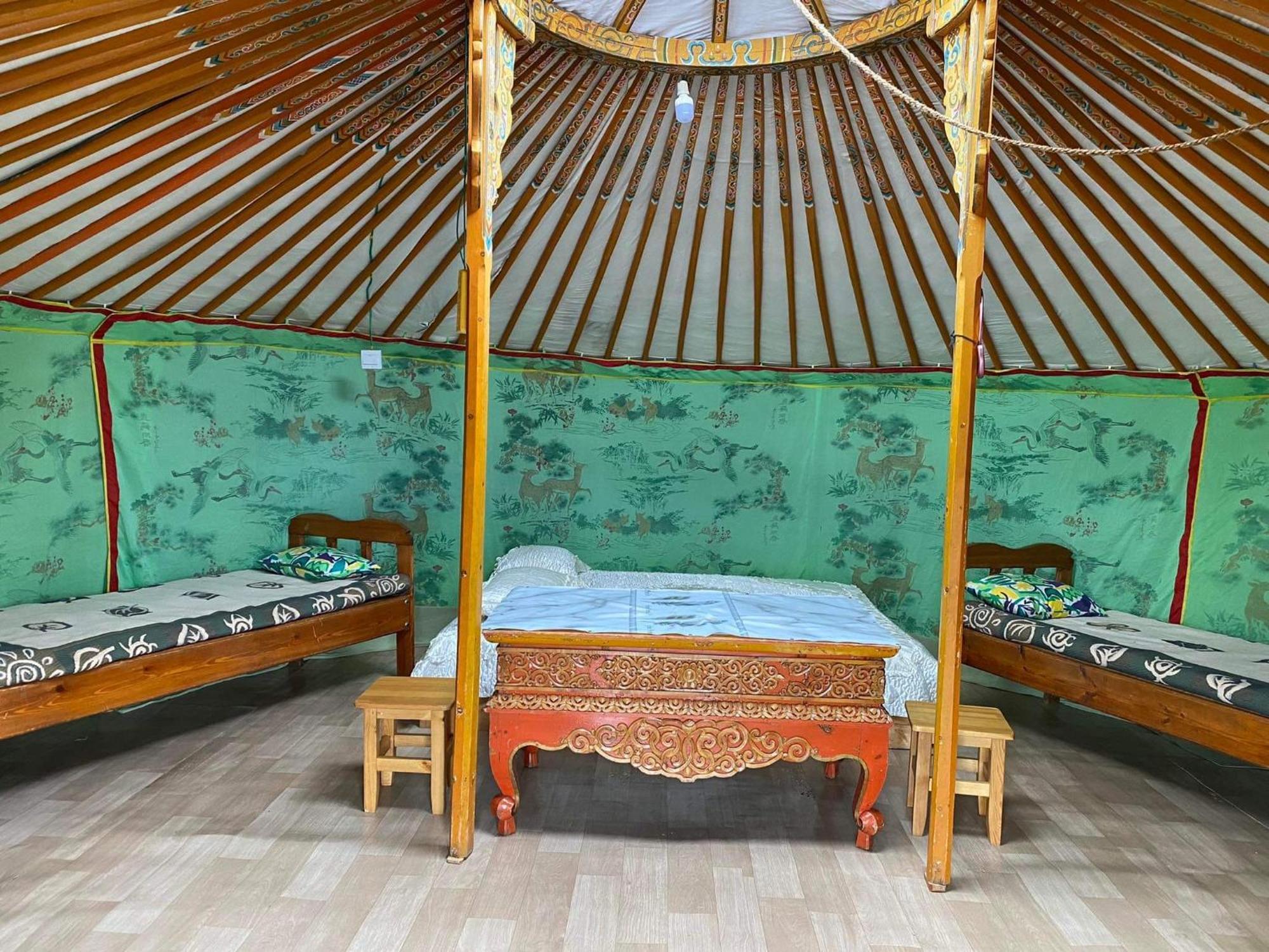 Gaya'S Guest House Harhorin المظهر الخارجي الصورة