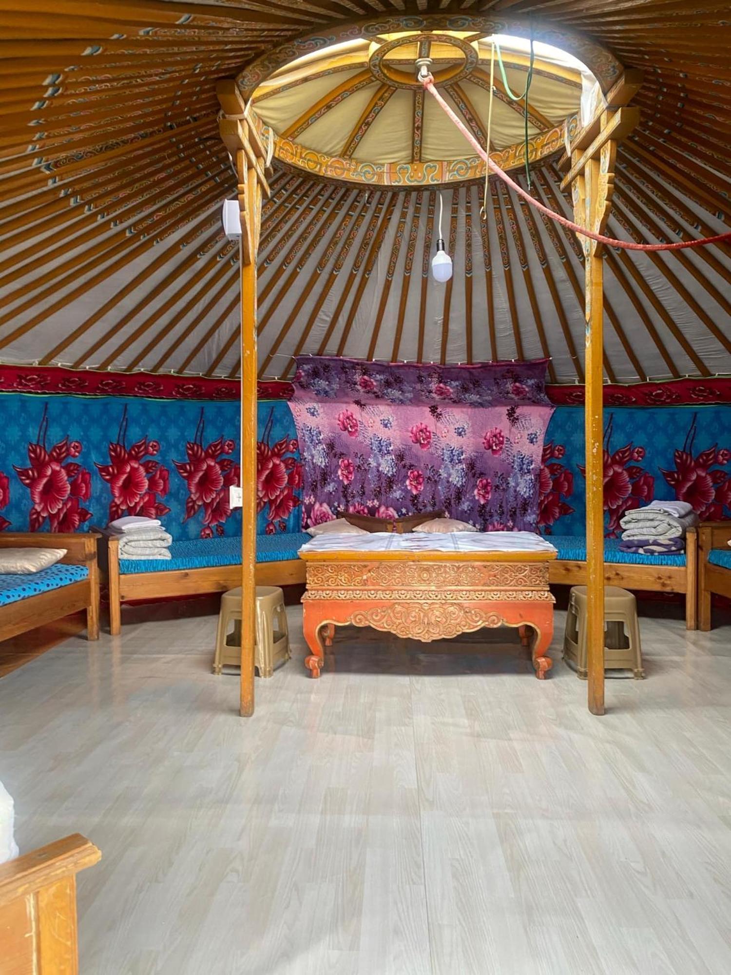 Gaya'S Guest House Harhorin المظهر الخارجي الصورة