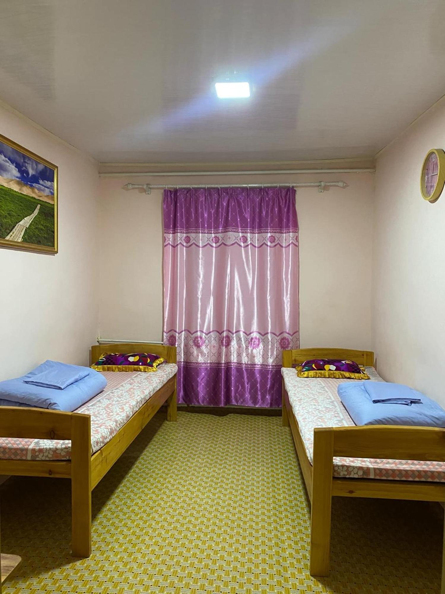 Gaya'S Guest House Harhorin المظهر الخارجي الصورة