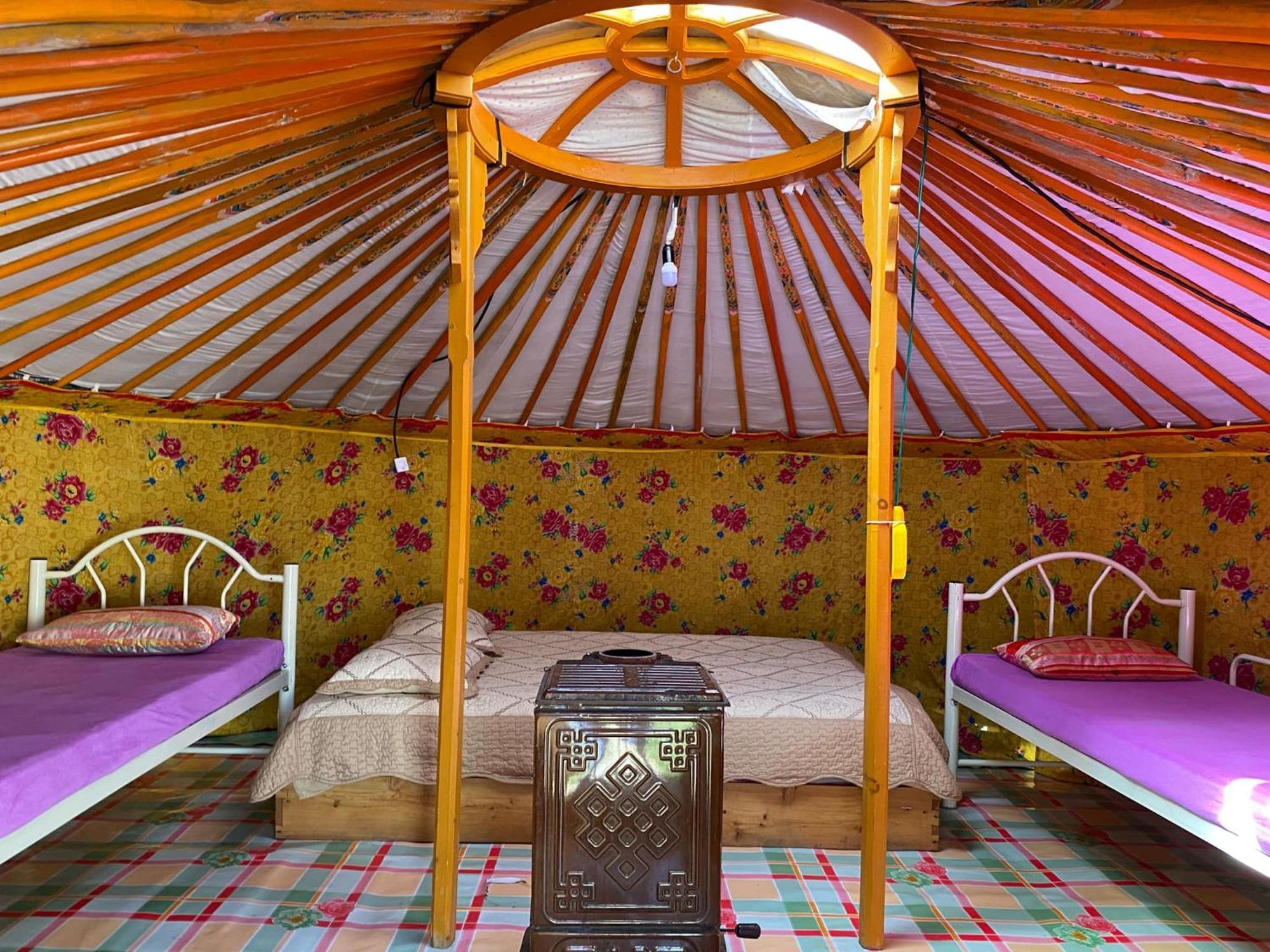 Gaya'S Guest House Harhorin المظهر الخارجي الصورة