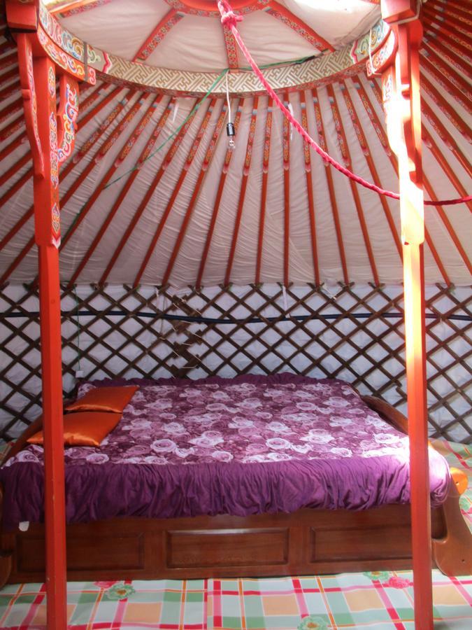 Gaya'S Guest House Harhorin المظهر الخارجي الصورة